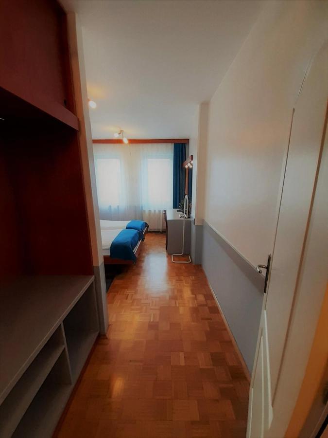Rooms Vodisek - Depandansa Hotela Capris Capodistria Boutique Bagian luar foto